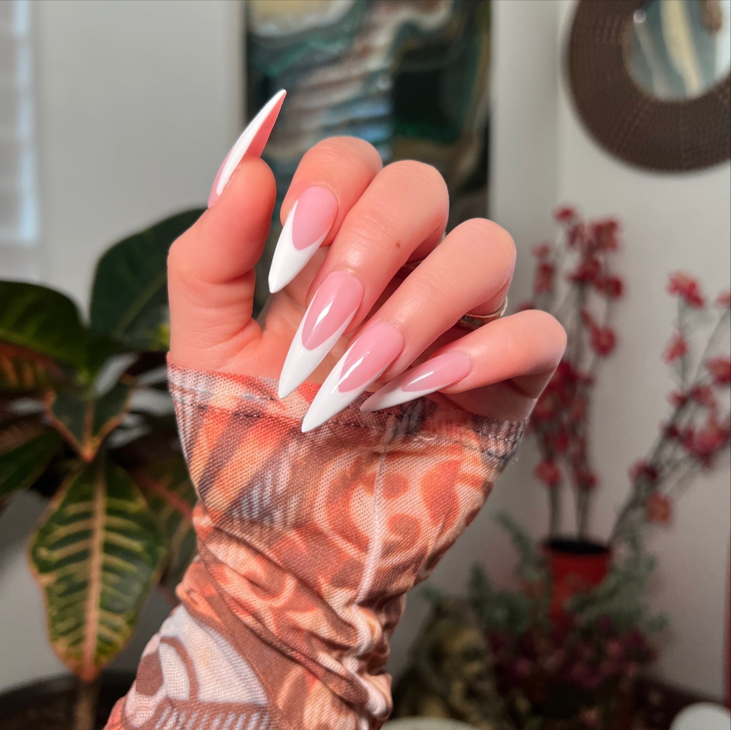 FRENCH TIP